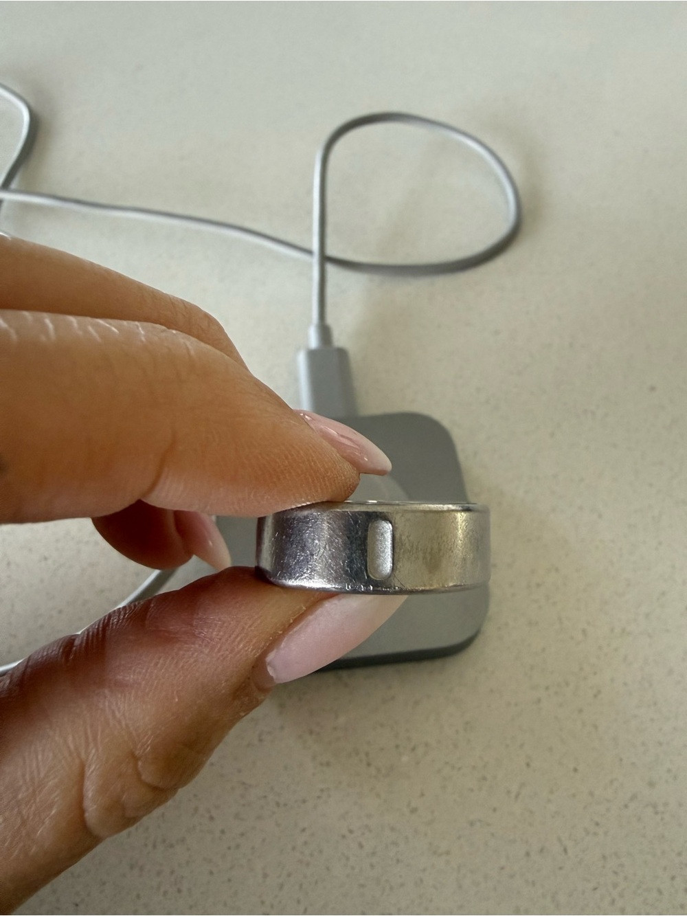 Oura Brushed Silver Ring & Charger. Size 8. Gently Used. - Picture 3 of 4